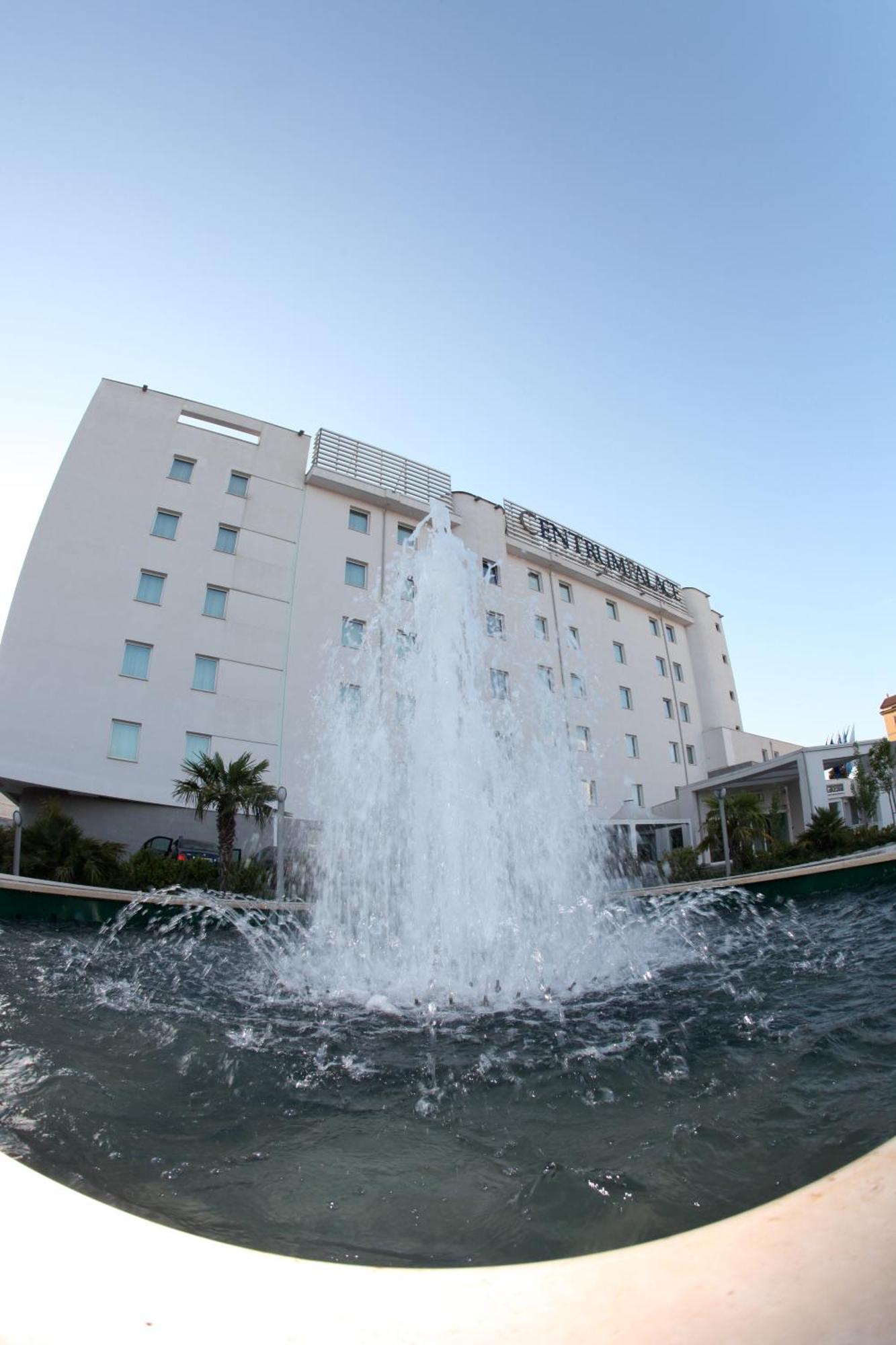 Centrum Palace Hotel & Resorts Campobasso Exterior photo
