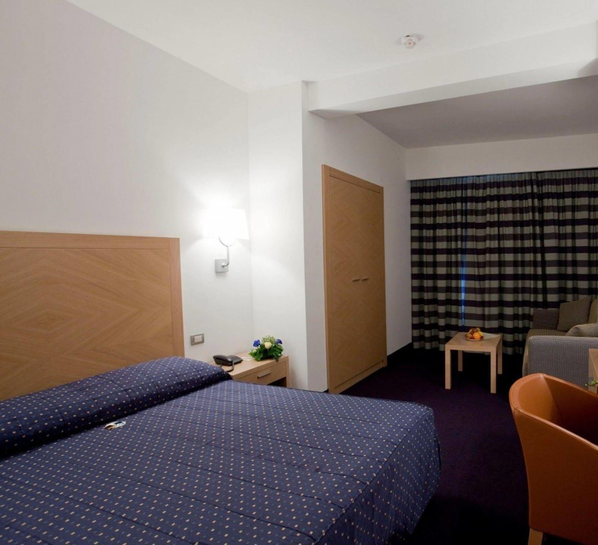 Centrum Palace Hotel & Resorts Campobasso Exterior photo